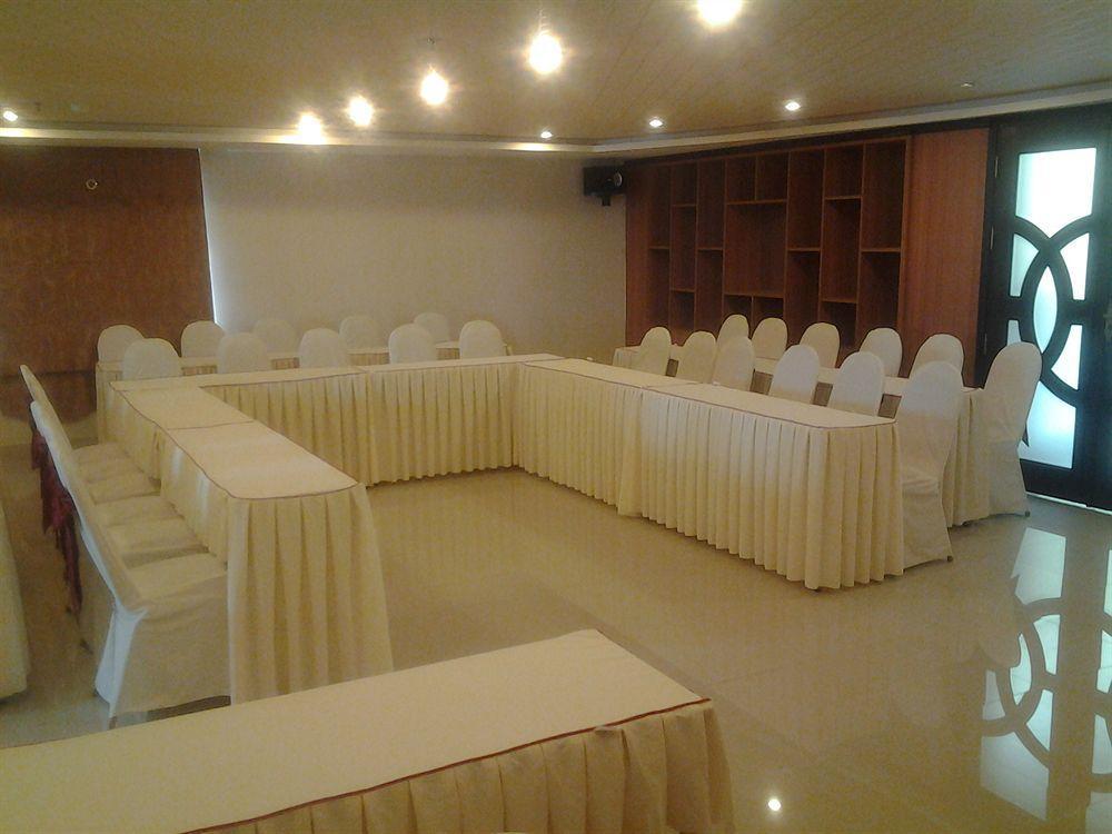 Kay Hotel Da Nang - Near Dragon Bridge Zewnętrze zdjęcie