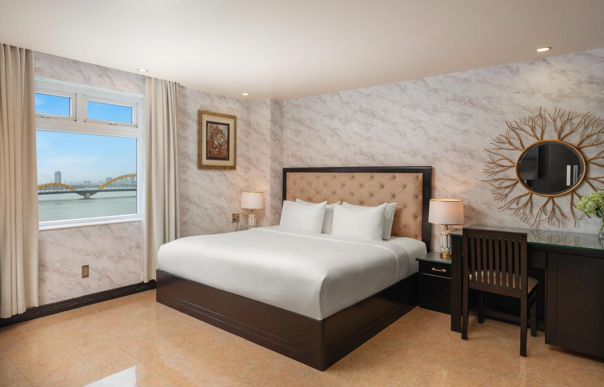 Kay Hotel Da Nang - Near Dragon Bridge Zewnętrze zdjęcie