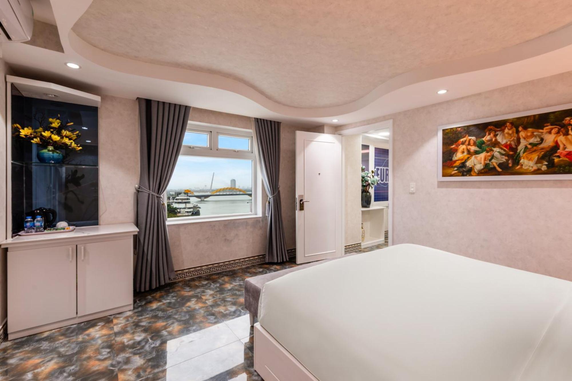 Kay Hotel Da Nang - Near Dragon Bridge Zewnętrze zdjęcie