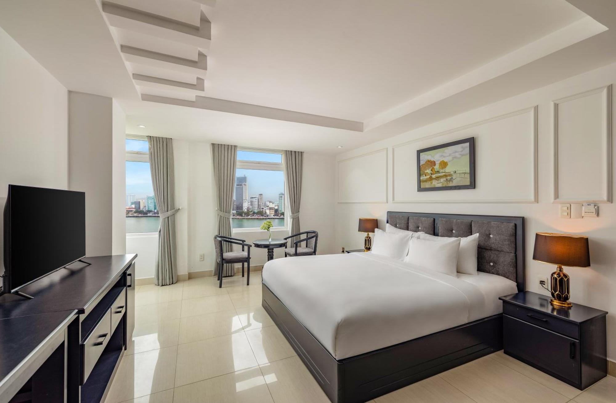 Kay Hotel Da Nang - Near Dragon Bridge Zewnętrze zdjęcie